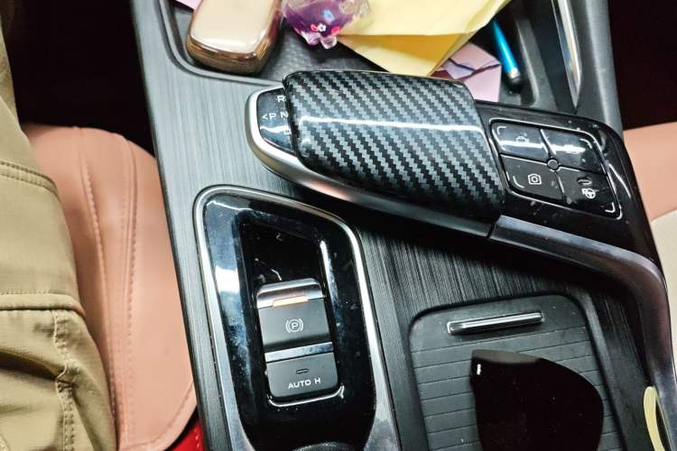 Used CHANGAN UNI-T 2020 1.5T Flagship Version Gear Lever