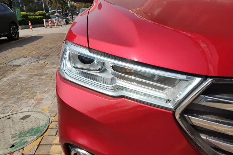 Used Haval H6 2017 Blue Label 2.0T Automatic Two-Wheel Drive Smart Edition
