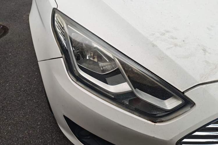 Used Ford Escort 2015 1.5L Automatic Comfort Edition