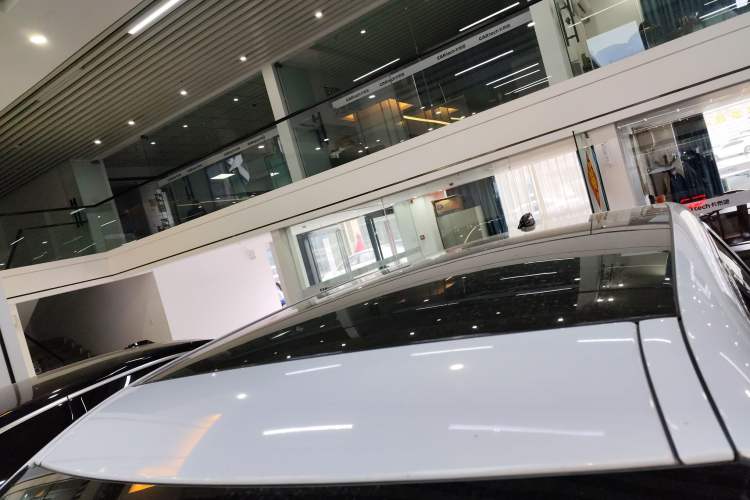 Used Land Rover Discovery Sport 2020 249 PS R-Dynamic Performance Tech Edition 5 Seats
