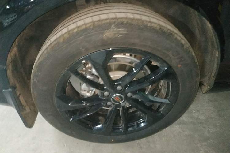 Used Hongqi HS3 PHEV 2025 Model 125km Jingwei PLUS 2 Millionth Anniversary Edition
