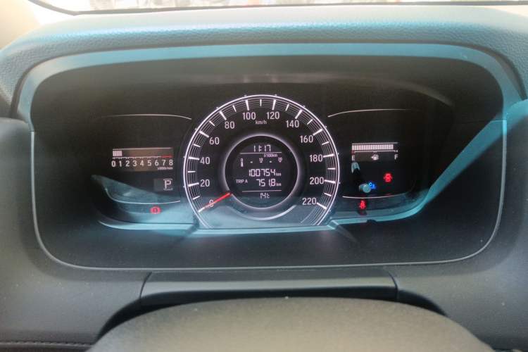 Used Honda Odyssey 2015 Updated Version 2.4L Smart Edition
