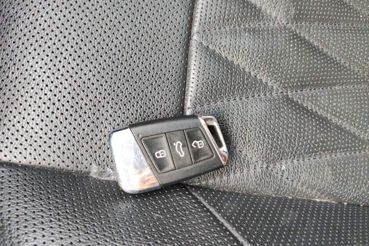 Used Volkswagen Passat 2021 330TSI Luxury Edition
