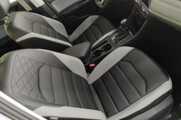 Used Volkswagen Bora 2025 300TSI DSG Prestige Edition
