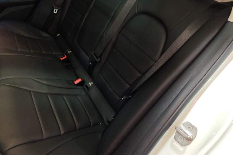 Used Mercedes-Benz C-Class 2017 Facelift C 200 L Sport Edition