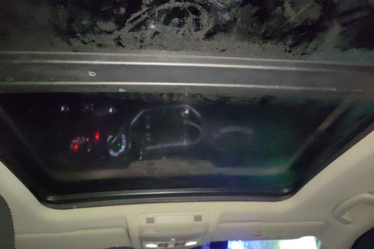 Used Volkswagen T-ROC 2019 230TSI DSG Two-Wheel-Drive Advanced Version China VI Standard