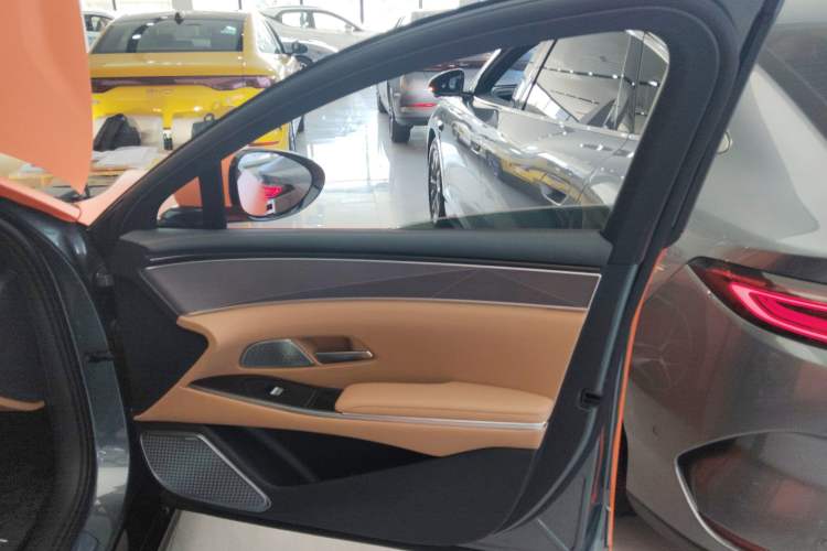 Used BYD Han L 2025 DM-p Four-Wheel-Drive LiDAR Flagship Model
