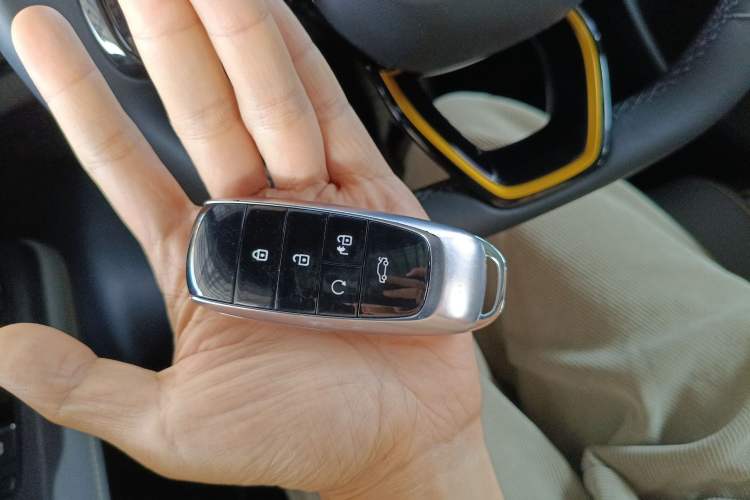 Used AION Y 2022 70 Tech Edition Lithium Iron Phosphate
