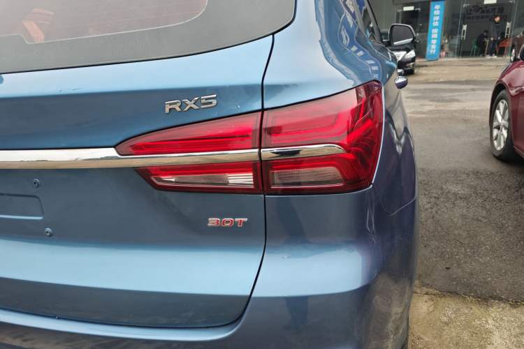 Used Roewe RX5 2016 30T Two-Wheel Drive Automatic Internet Smart Edition