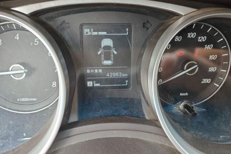 Used Baojun 730 2016 Revised 1.5L Manual Standard Version 7 Seats China V Emission Standard