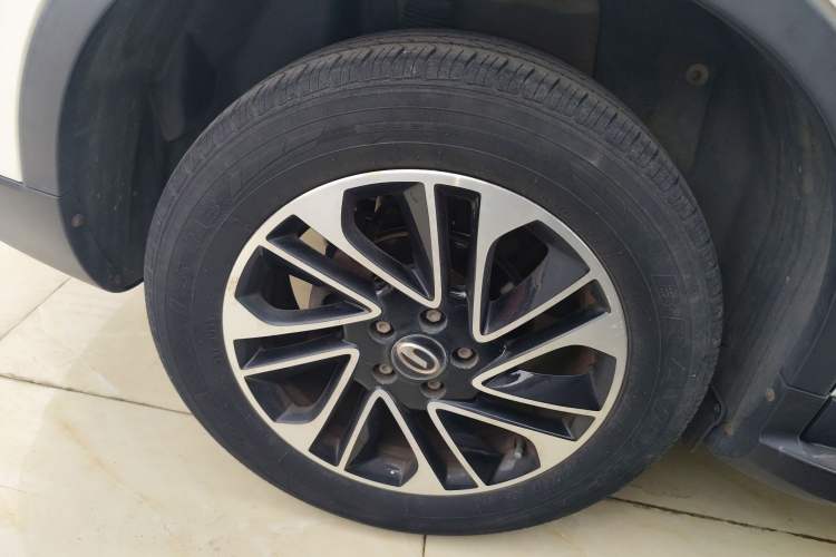 Used GAC Trumpchi GS4 2017 200T Manual Two-Wheel Drive Elite Edition Right Rear Wheel Hub