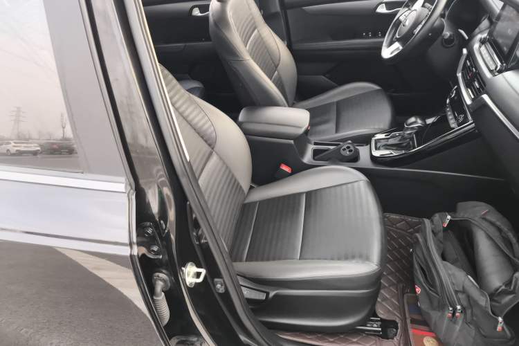 Used Kia Sportage R 2018 2.0L Automatic Smart Luxury Version China V Standard