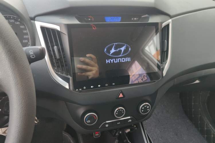 Used Hyundai ix25 2015 1.6L Manual Two-Wheel Drive Fashionable GS Model
