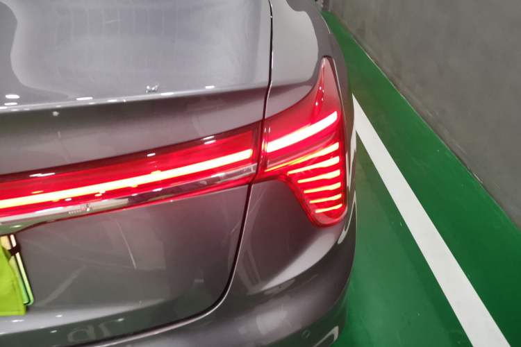 Used Hongqi H5 PHEV 2025 170 Super Hybrid Version
