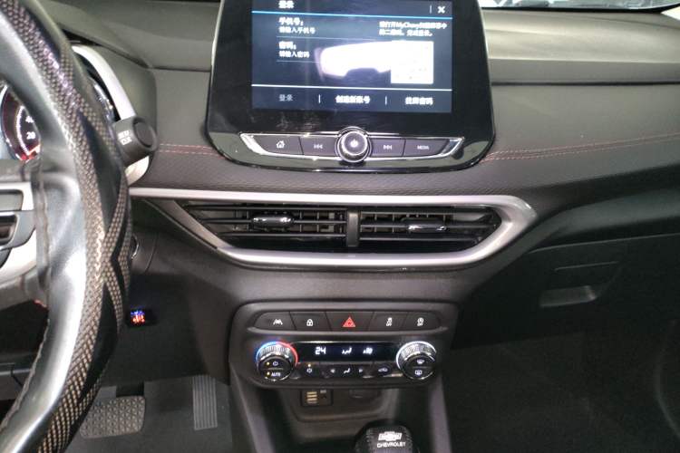 Used Chevrolet Trax 2021 Redline 335T CVT Top-Tier Model China VI Standard Audio And AC Panel