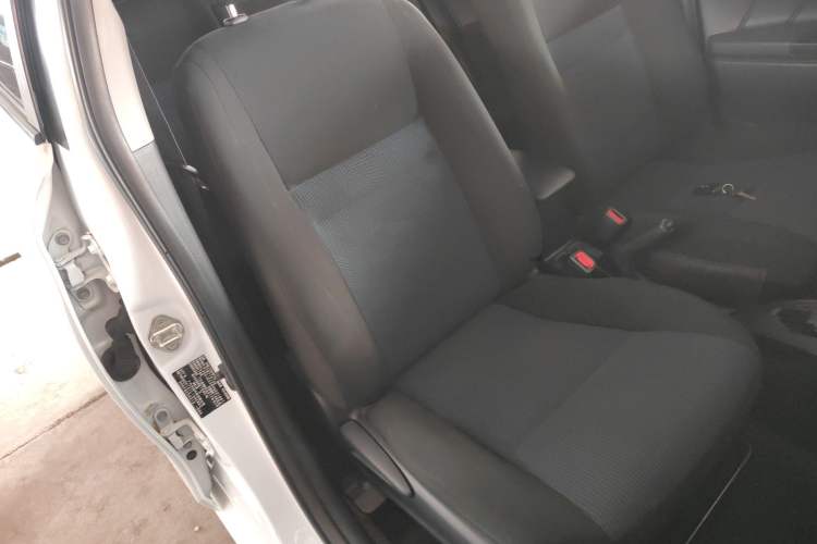 Used Toyota YARiS L Zhi Xuan 2016 Revised 1.5E CVT Charming Edition