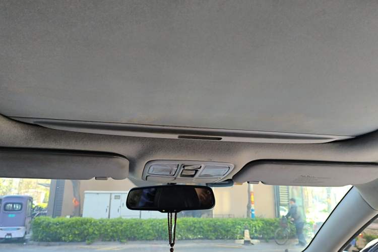 Used Hyundai ix35 2010 2.0L Automatic Two-Wheel Drive Elite Edition GLS Headliner