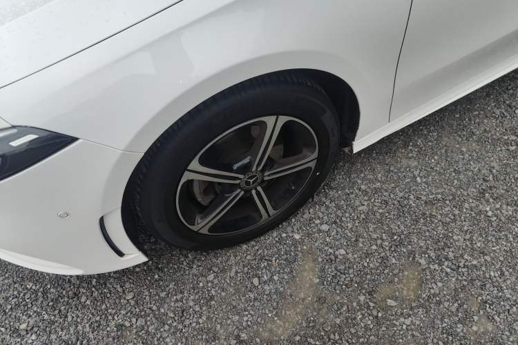 Used Mercedes-Benz A-Class 2022 Revised Version A 200 L Sport Sedan Fashionable Style