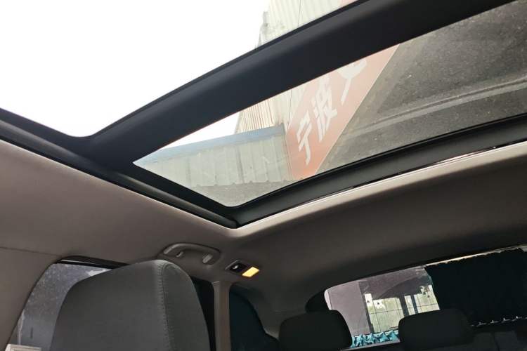 Used BMW X1 2014 sDrive18i Fashion Model Headliner