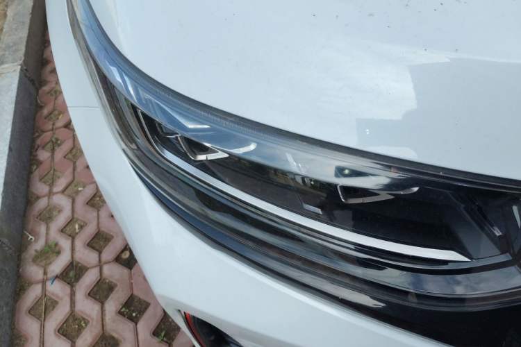 Used CHANGAN CS95 2021 2.0T Two-Wheel Drive Luxury Version
