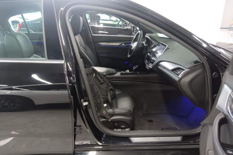 Used Cadillac CT5 2021 Revised 28T Luxury Version Right Front Seat