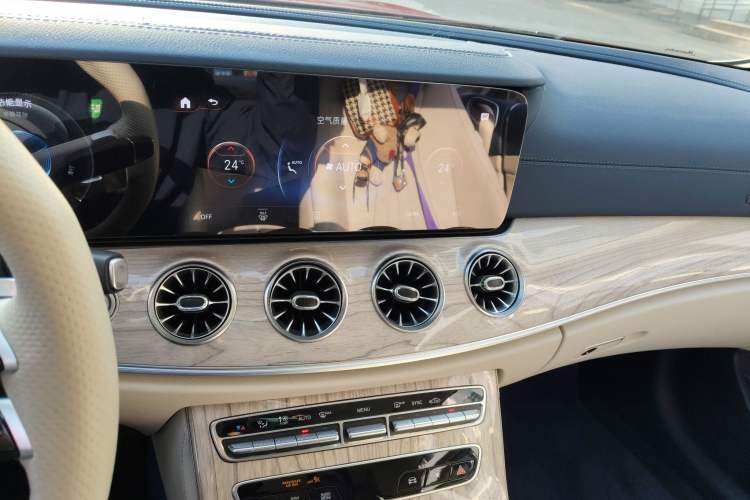 Used Mercedes-Benz E-Class 2023 E 260 Coupe
