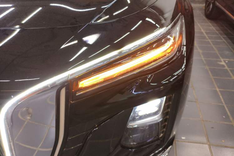 Used Hongqi H5 2024 1.5T DCT Smart Connect Flagship Edition Left Front Headlight