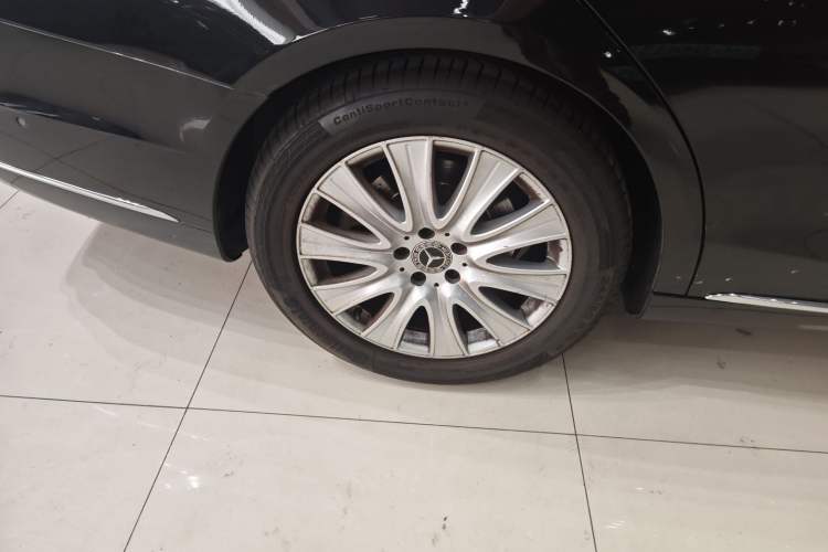 Used Mercedes-Benz S-Class 2019 S 320 L
