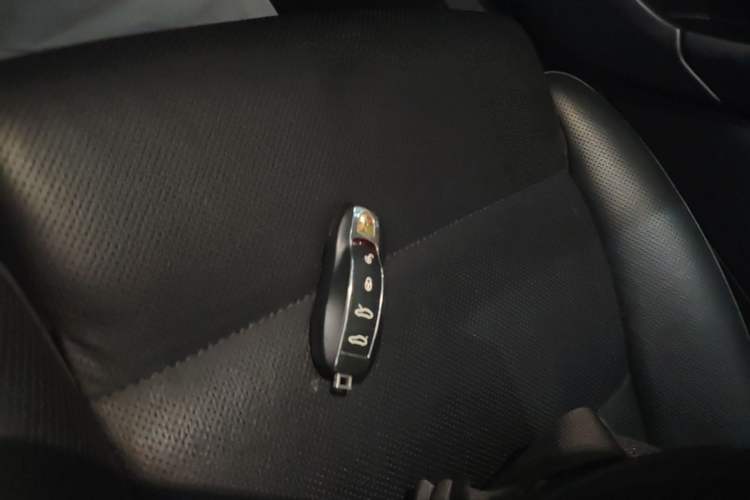 Used Porsche 718 2018 Boxster 2.0T
