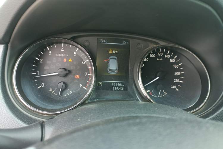 Used Nissan Qashqai 2016 2.0L CVT Elite Edition Instrument Cluster