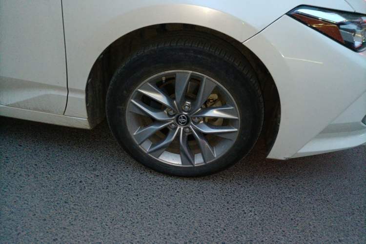 Used Toyota Avalon 2019 Dual-Engine 2.5L Luxury Edition China VI Standard Right Front Wheel Hub