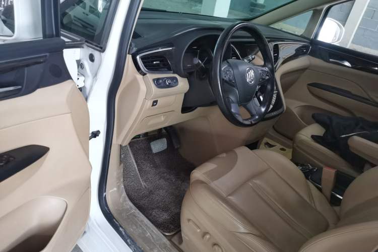 Used Buick GL8 2018 ES 28T Luxury Model China VI Standard Driver Seat