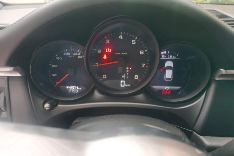 Used Porsche Macan 2018 Macan 2.0T Instrument Cluster