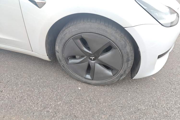 Used Tesla Model 3 2020 Standard Range Rear-Wheel Drive Upgraded Version Right Front Wheel Hub