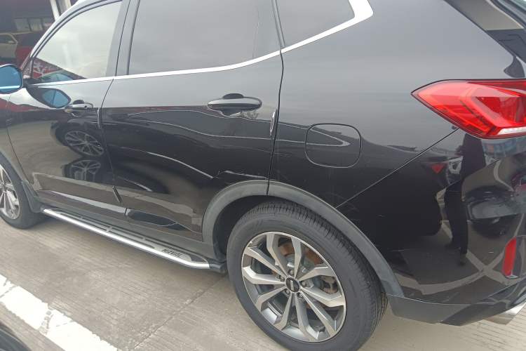 Used Wey VV6 2019 2.0T Two-Wheel-Drive Ultra-Luxury Version China VI Standard
