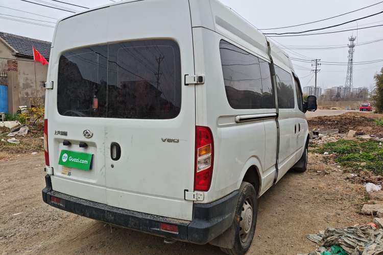 Used SAIC MAXUS Xintu V80 2019 2.5T Classic Version 6-Speed Manual – Aoyuntong Modified Long Wheelbase Mid-Height 7-Seater