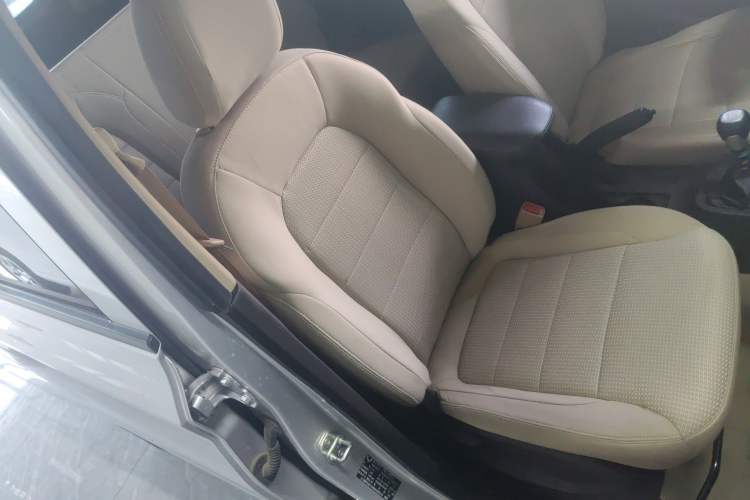 Used Wuling Hongguang 2021 1.5L Revised S Standard Version Hydraulic-Power-Assisted LAR
