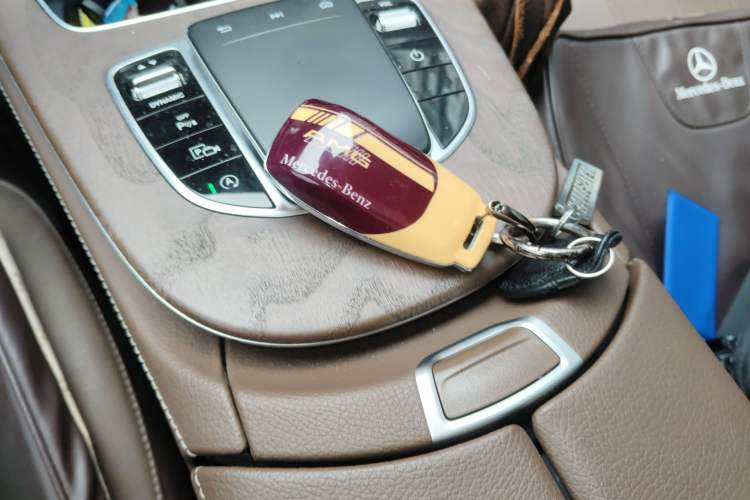 Used Mercedes-Benz E-Class 2020 E 260 L
