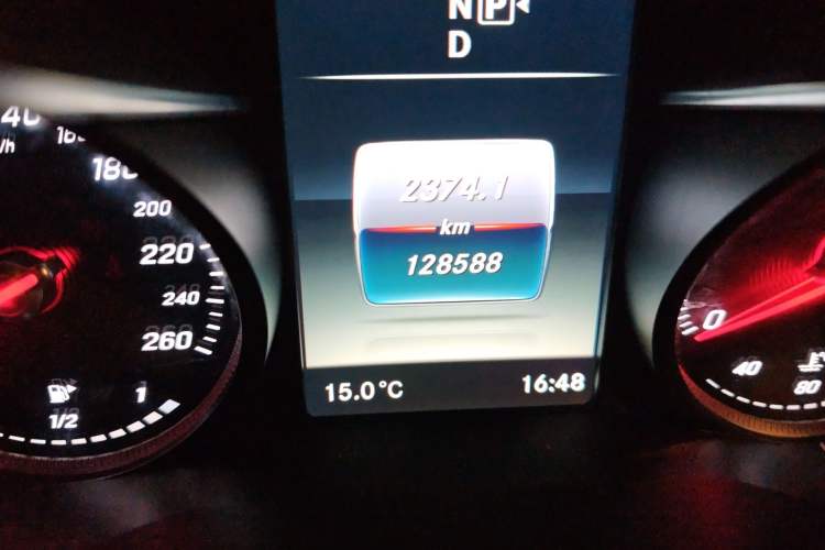 Used Mercedes-Benz C-Class 2015 C 200 L Sport Edition