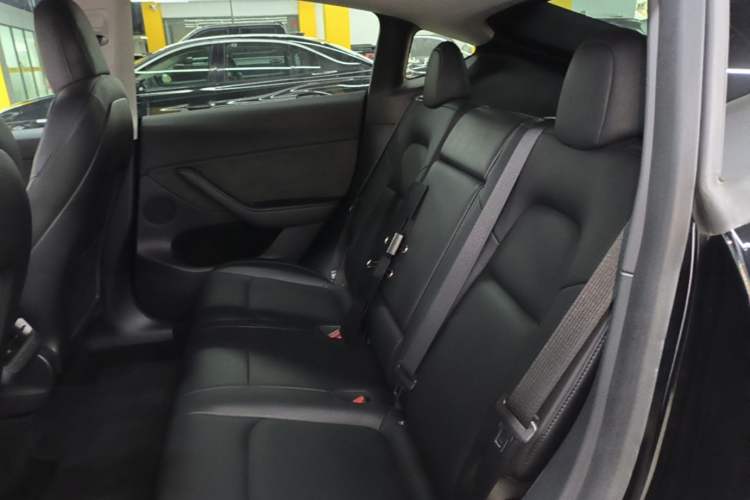 Used Tesla Model Y 2021 Standard Range Rear-Wheel Drive Version