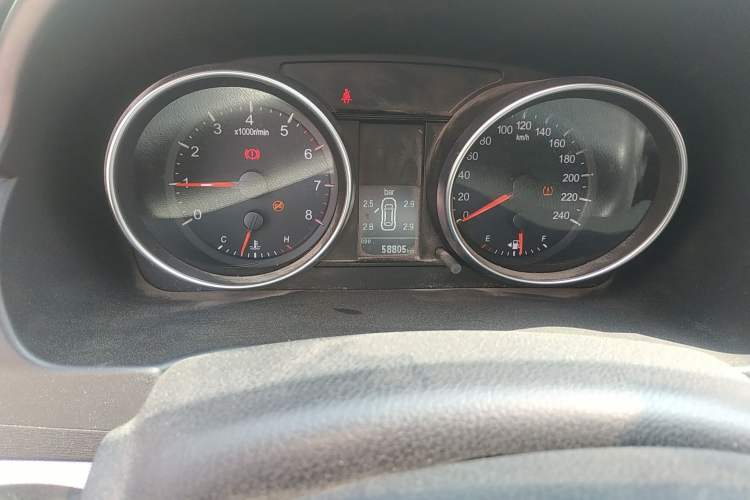 Used Haval M6 2019 1.5T Manual Two-Wheel Drive Urban Version China VI Standard Odometer Close Up