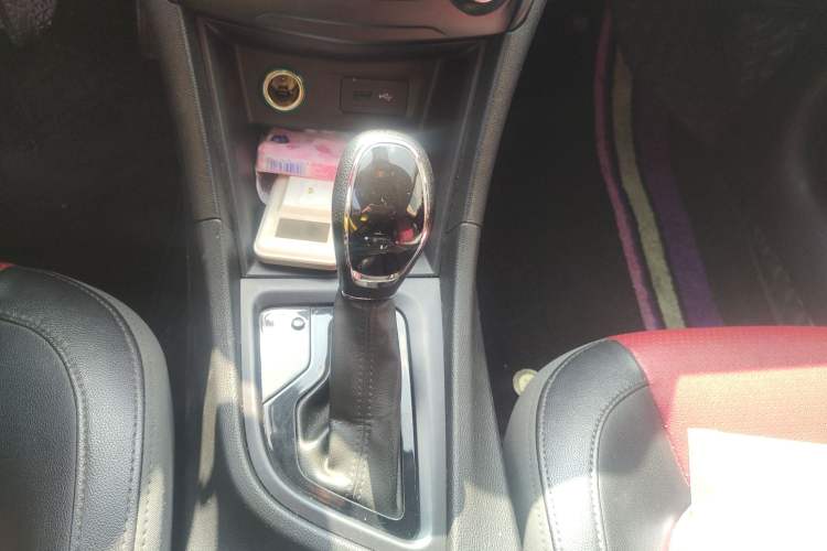Used Chery Arrizo 5 2017 1.5L CVT Luxury Edition Gear Lever
