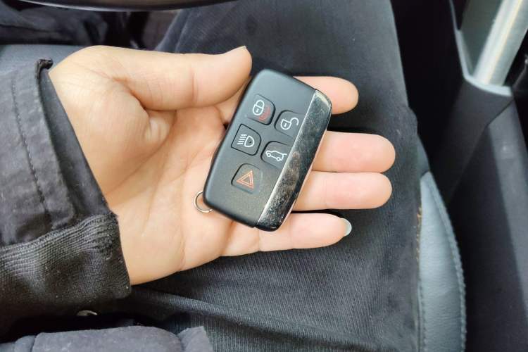 Used Land Rover Discovery 2017 3.0 SC V6 HSE
