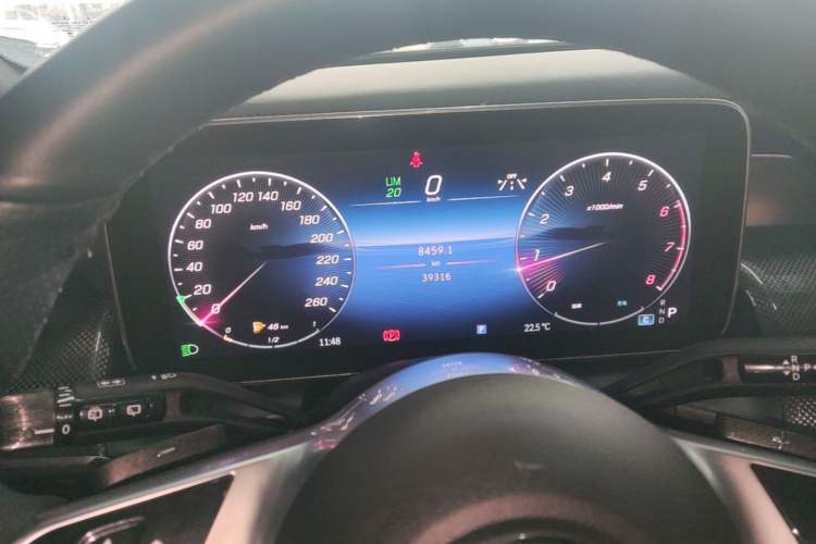 Used Mercedes-Benz GLC 2024 GLC 260 L 4MATIC Dynamic Edition 5-seater Instrument Cluster