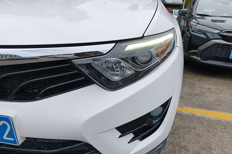 Used Soueast DX7 2018 Classic Edition 1.5T Automatic Comfort Model China V Standard