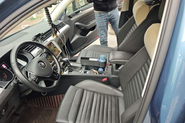 Used Volkswagen Variant 2018 380TSI Two-Wheel Drive Comfort Edition