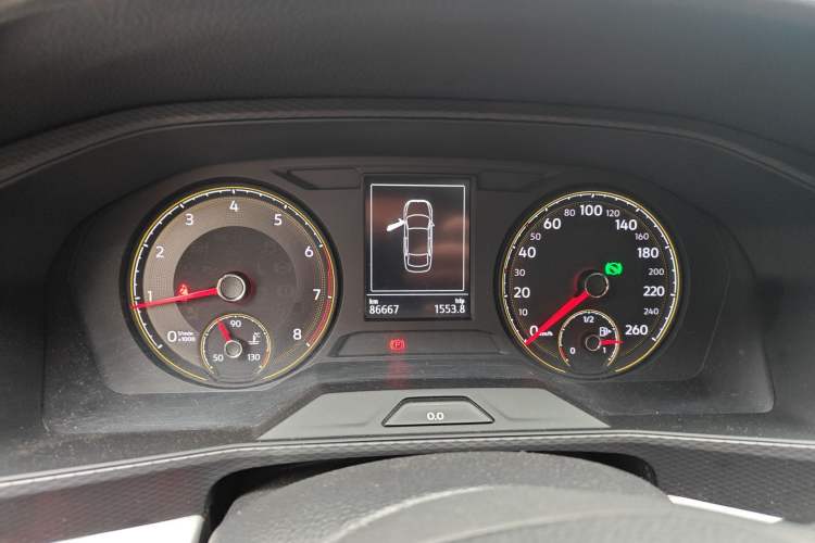 Used Volkswagen Lavida 2019 1.5L Automatic Fashion Edition China VI Instrument Cluster