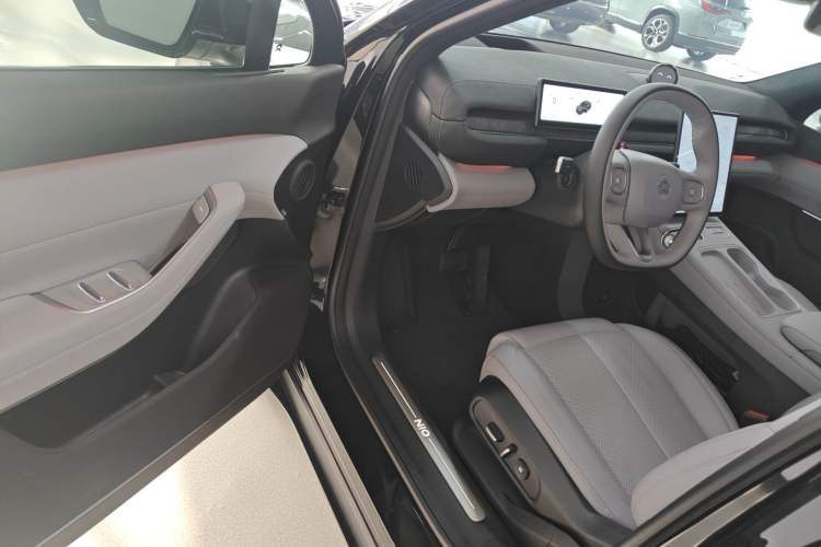 Used Nio EC6 2024 75 kWh