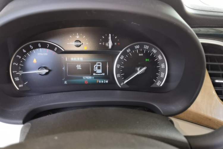 Used Buick GL8 2017 ES 28T Comfort Model China V Standard
