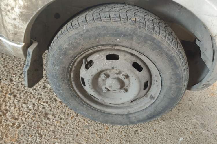 Used BAIC Weiwang 306 2016 1.2L Basic Version 7 Seats A12 China IV Emission Standard
